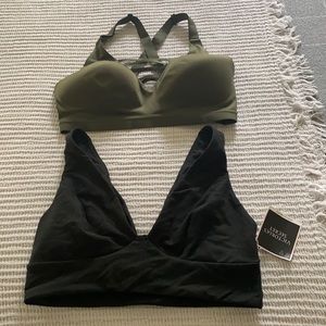 Victoria’s Secret sports bra/bralette